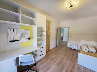 Prima Inchiriere | Jumatate de Duplex Modern, Spatios si Complet Utilat – Ghiroda, Timis - foto 18