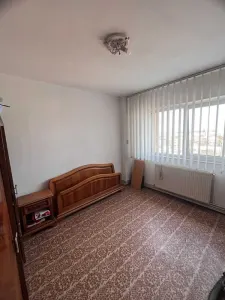Apartament 3 camere decomandat | Calea București | Luminos și spațios - foto 11