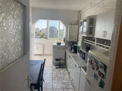 Apartament 3 camere decomandat | Calea București | Luminos și spațios - foto 3