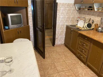 Apartament 2 camere Focsani , zona b-dul Brailei  ,55 mp , centrala termica proprie - foto 6