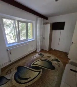 Girocului, apartament 2 camere, centrala proprie, etaj 2, bloc izolat - foto 4