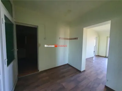 Casa de vanzare in Chiribis - foto 13