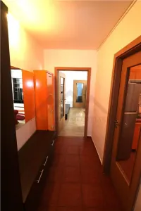 Apartament 2 camere , centrala proprie , zona Aradului - foto 11