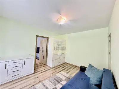 Apartament renovat 2 camere in zona Vaile Aaron - foto 4