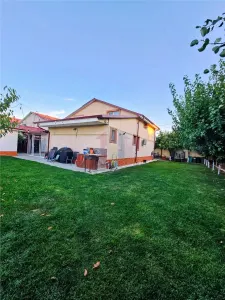Vila P+M /4 camere, constructie 2015, teren 1000 mp, Varsatura - Varsatura