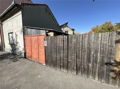 Casa si spatiu comercial cu teren de 229 mp Cantemir - foto 12