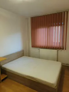 PF-Dau in chirie Apartament cu 4 camere Str.Ion Mester. Tel.o749933895 - foto 3
