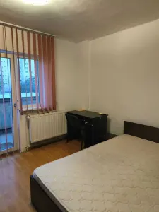 PF-Dau in chirie Apartament cu 4 camere Str.Ion Mester. Tel.o749933895 - foto 6