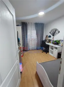Zona Nicolina - Tudor Neculai - Apartament 3 camere - foto 14