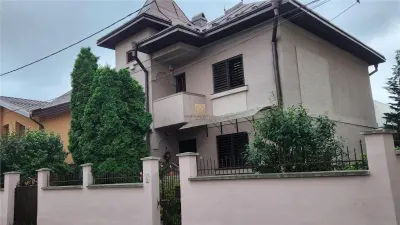 Vila Julie | Vilă Ultracentral | Suceava | 225 mp utili | 470 mp teren | 390.000 euro | Comision 0 - foto 16