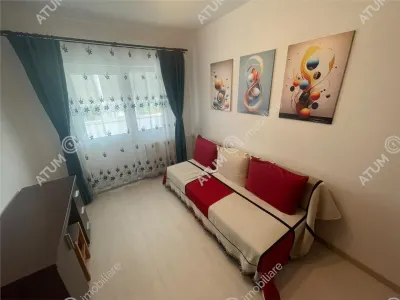 De inchiriat apartament cu 3 camere decomandate si balcon in zona Vasile Aaron din Sibiu - foto 5
