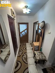 Apartament 3 camere decomandat Piata Nicolina - foto 5
