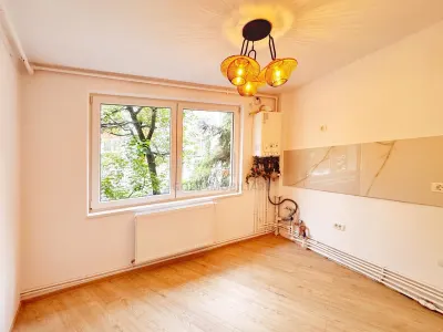 apartament 2 camere de vanzare Ultracentral - foto 2