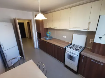 Inchiriem Apartament 2 Camere, Modern, Decomandat, Tractorul - foto 8