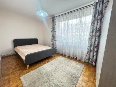 Apartament 4 camere cu balcon zona Cedonia - foto 1