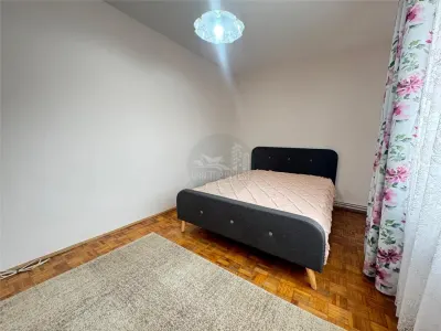 Apartament 4 camere cu balcon zona Cedonia - foto 2
