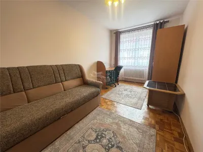 Apartament 4 camere cu balcon zona Cedonia - foto 12