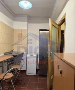 Garsoniera spatioasa si luminoasa Brancusi - foto 6