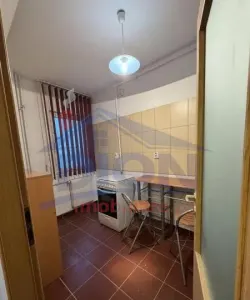 Garsoniera spatioasa si luminoasa Brancusi - foto 7