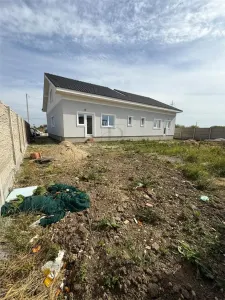 Duplex modern în Moșnița Nouă | 2 dormitoare + mansardă de 50 mp pentru extindere - foto 2