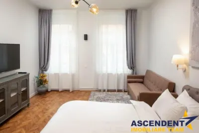Casa cu 3 apartamente + transfer afacere, locuri parcare, Centrul Istoric, Brasov - foto 17