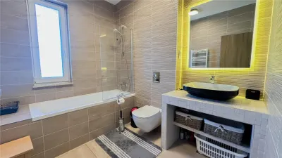Apartament tip Penthouse | Urban Coresi | Terasa 60mp | Parcare subterana - foto 9