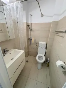 Garsoniera renovata | Lipovei | 15 min Iulius Town - foto 6