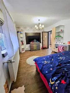 Vila 4 camere, constructie 2015, teren 1000 mp, Varsatura - foto 7