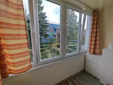 Inchiriem Apartament 2 Camere, Mobilat, Semidecomandat, Astra - foto 6