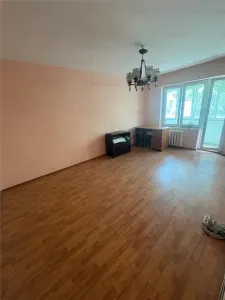 Vânzare apartament 3 camere | Dristor - M Bravu | bloc 1980 | etaj 2/4 | decomandat |  70mp utili |  2 bai | 2 balcoane | - Bucuresti