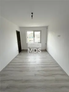 Decomandat cu 2 bai, amenajat complet - foto 5