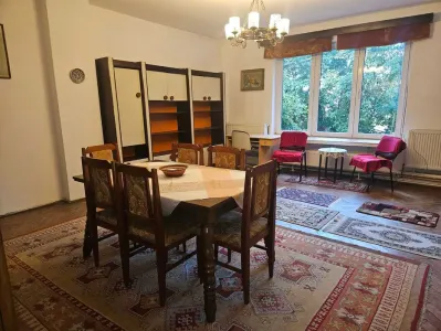 Apartament 2 camere, ultracentral, liber la vanzare. - Brasov
