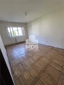 3 camere decomandat, 2 balcoane cu centrala propie - foto 3