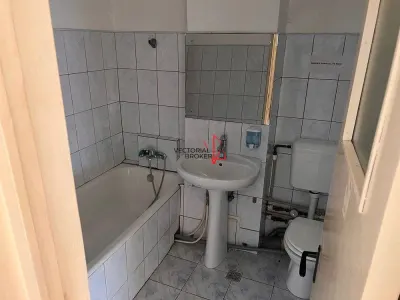 Apartament la et.1 in bloc reabilitat langa Metrou OBOR - foto 6