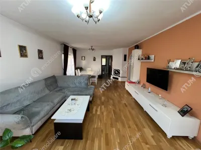 De vanzare casa cu 3 camere pivnita si pod amplasata pe teren de 438 mp zona Calea Cisnadiei din Sibiu - foto 2