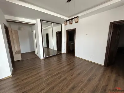 Apartament cu 3 camere de vanzare zona OCPI - Lidl - foto 9