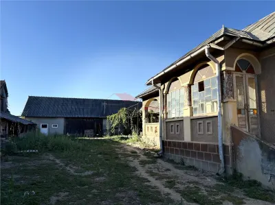 Casa cu 35 ari teren, Floresti-Nimigea - Floresti
