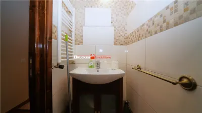 Apartament cu 3 camere, terasa generoasa si doua locuri de parcare, Ared - foto 17