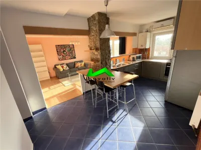 Apartament de inchiriat 4 camere 2 bai Sibiu Strand - foto 2