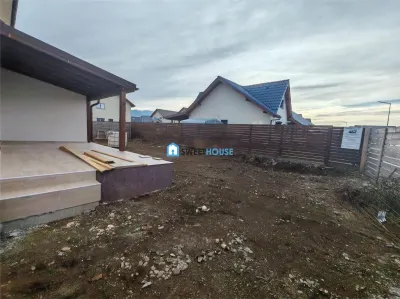 Casa duplex de vanzare Izvor/Tarlungeni 163500 Eur - foto 4