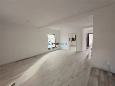 Casa duplex de vanzare Izvor/Tarlungeni 163500 Eur - foto 8