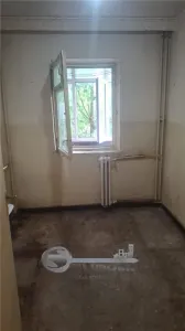 Apartament 2 camere decomandat – Nicolina – etaj 2/4 – ideal pentru renovare - foto 4