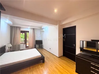 Apartament de inchiriat 3 camere Herastrau - foto 17