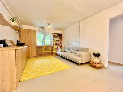 Spatiu birouri, partial mobilat, zona Ana Ipatescu - Bistrita Lac, str. 1 Mai - Bacau - Bacau