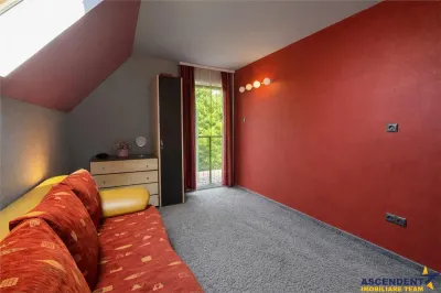 Casa solida,farmec autentic,echipata, garaj incalzit,pod,curte relaxanta,Santana de Mures - foto 15