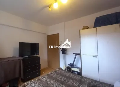 Vanzare 4 camere Otopeni Central Primarie - Otopeni