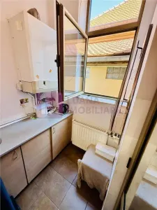 Spatiu comercial de inchiriat | Calea Dumbravii  | 75  mp | acces din strada | vitrine - foto 4