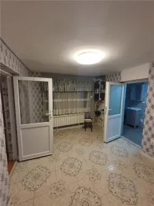 Casa si spatiu comercial zona Vasile Lascar - foto 9