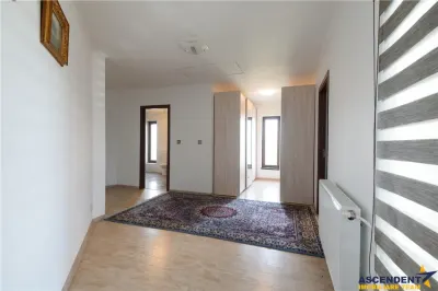 Vila apreciabila, 220 mp, teren 544 mp, confort si intimitate, Harman - foto 14