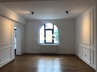 Vila 8 camere rezidential/birou/ Kiseleff - Bucuresti